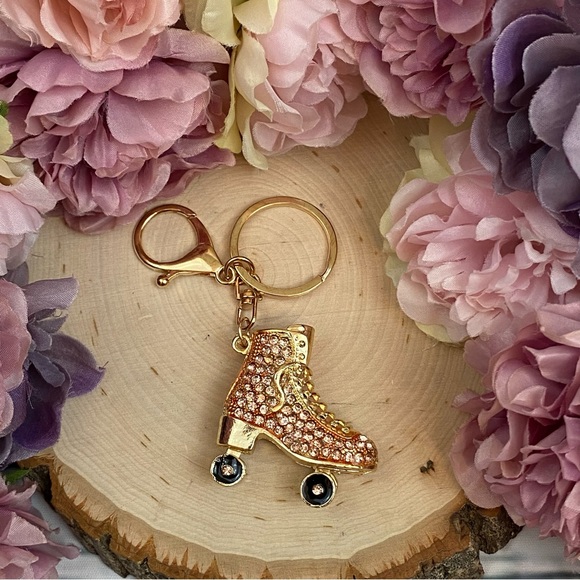Champagne and Gold Crystal Roller Skate Keychain Charm - Picture 13 of 16